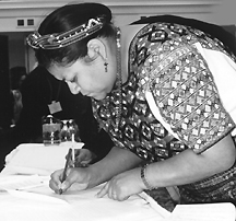 Rigoberta Mench Tum